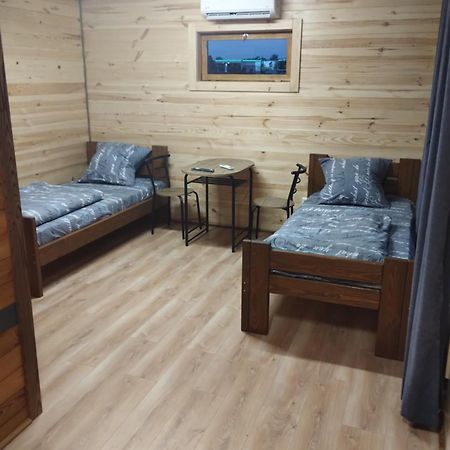 Отель Виктория Berezyna Ngoại thất bức ảnh